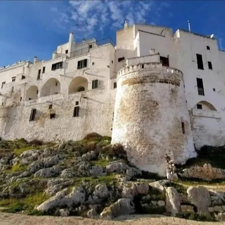 Casa Mirabilis 44