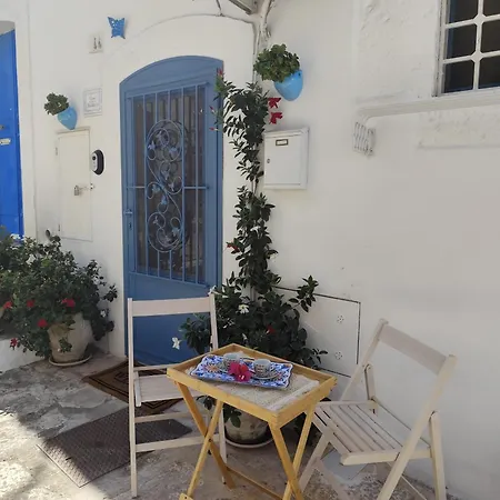 Casa Mirabilis 44 *